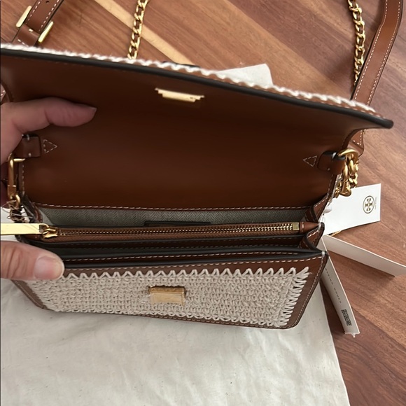 BNWT Tory Burch Elegant Brown and Cream Crossbody - Picture 7 of 9